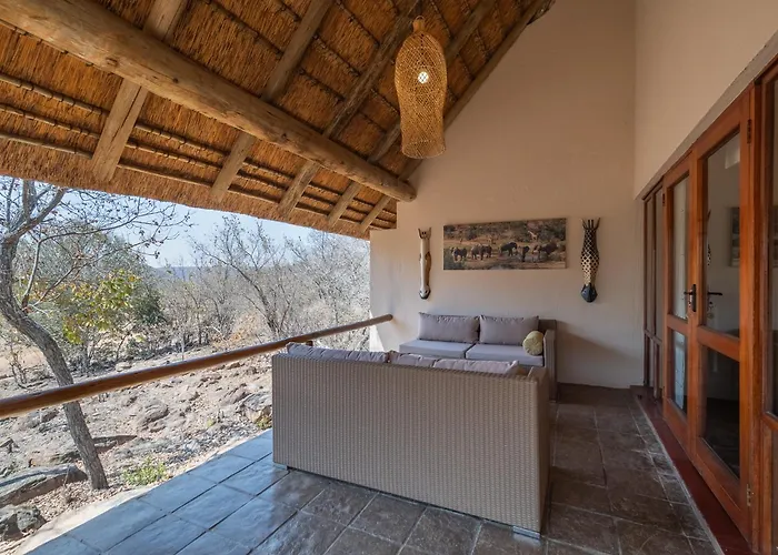 Shibula Safari Lodge