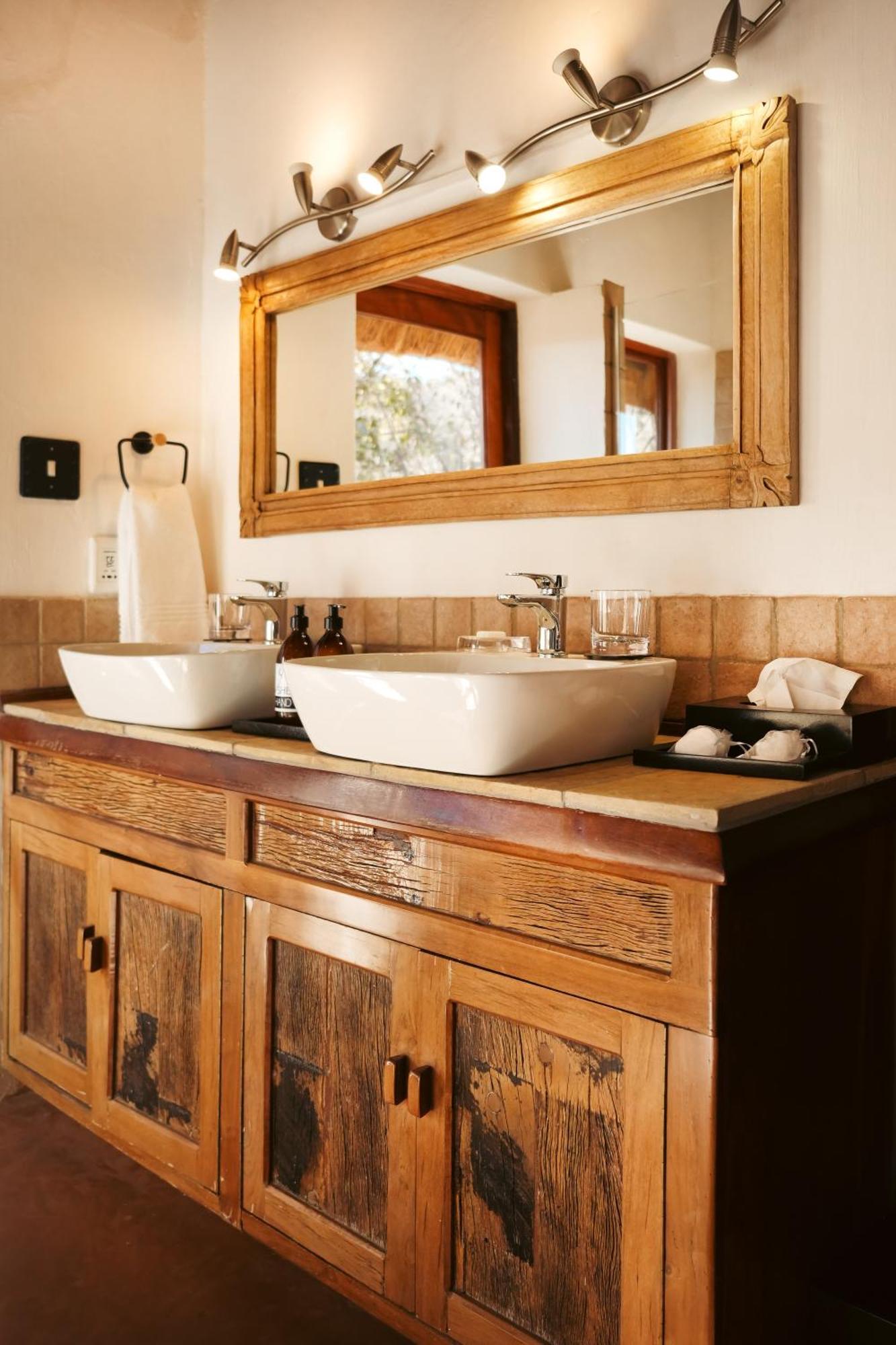 Lodge Shibula Safari