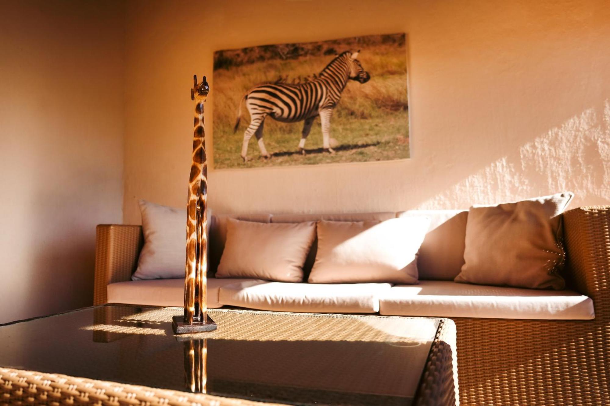 Shibula Safari Lodge *